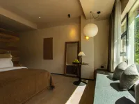 Zuowangshan Z·EPHON Luxury Homestay (Mount Siguniang Scenic Area) 샤오진 호텔