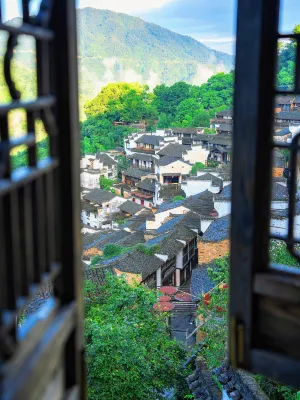 XiduXiaozhuMeisu (Huangling Xidu ·180 ° Mountain View Inn (Huangling Scenic Area Store) Area Store) Hotels in 