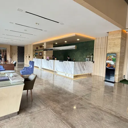 89 Hotel