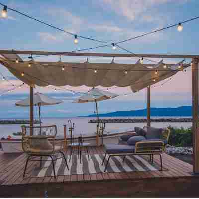 AKIYATO インフィニティ露天風呂 & サウナ付きヴィラ貸切　オーシャンビュー　佐渡SeaSide椿 Hotel Exterior