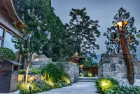 Mount Yunqiu Yaodong Courtyard Hotels in Xiangning