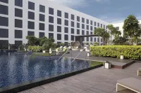Novotel New Delhi Aerocity- International Airport - Pools