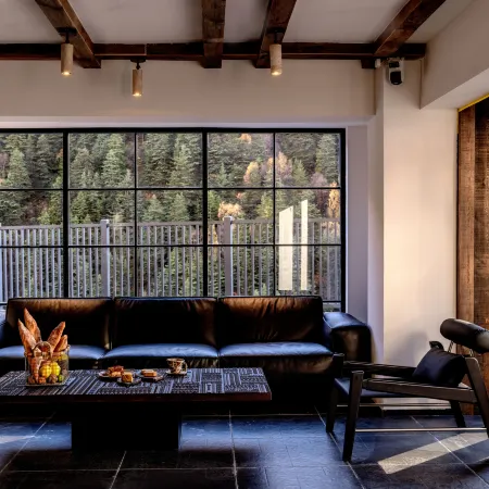 Xunguang Yuegui · Snow Mountain Secret Boutique Stay (Mount Siguniang Scenic Area)
