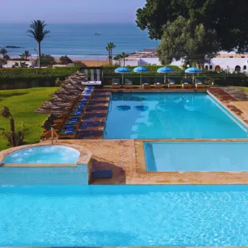 Anezi Tower Hotel Отели рядом с достопримечательностью «Легзира»