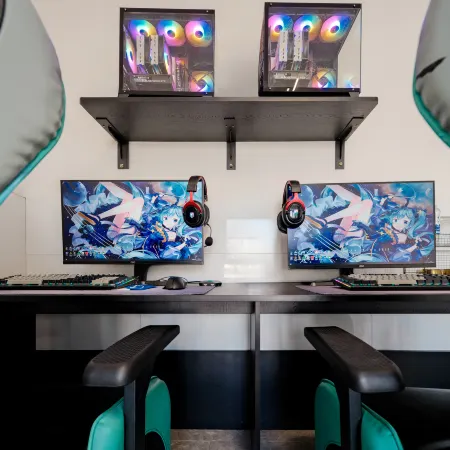 Jijing E-Sports Hotel (Guilin High-Speed Rail North Station)