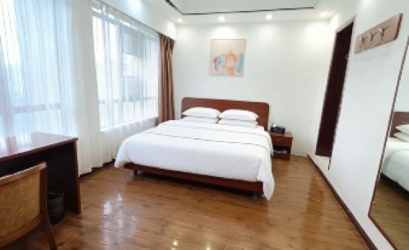 Junshang Business Hotel (Enshi Railway Station)