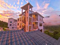 Jinxiu Fairyland Mountaintop b&B Hotels in Jinxiu