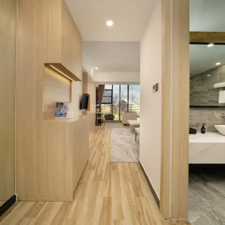 Ya'an Shimian Chuantou Howard Johnson Hot Springs Resort Hotel