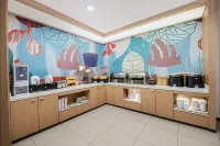 Huating Hotel (Guangyuan Aoyuan Sports Center Wanda Plaza Branch)