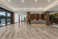 โรงแรมโมชังไลท์ลักซูรี่ ซิตี้วิวที (สถานีรถไฟซินหยาง) - บริการรถรับส่ง