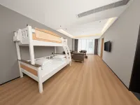 Chongyi Forestry Technology Training Center (Yangmingshan Forest Park) Hotels in Chongyi