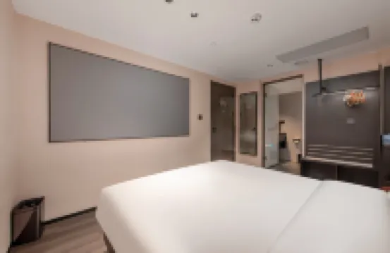 Weidu Serviced Apartment (Guangzhou Yuexiu Park Xiaobei Subway Station)