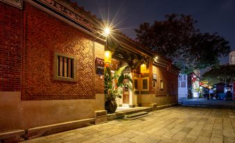 Wanran Courtyard Hotel
