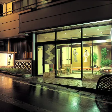Livemax Resort Echigo-Yuzawa ANNEX Отели рядом с достопримечательностью «Горнолыжный курорт Иваппара»