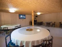 Front Yard & Back Yard Homestay (Near Xiangshawan Scenic Area) - Flughafentransfer