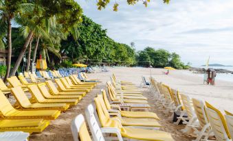 The Fair House Beach Resort & Hotel