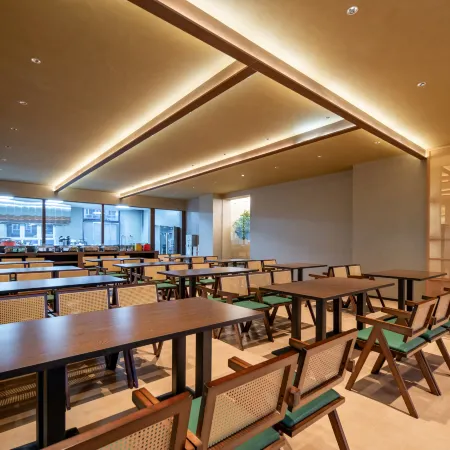 Saili Yunting Hotel