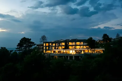 Tengchong Feiyu Collection Wenquan Resort Villa - bar
