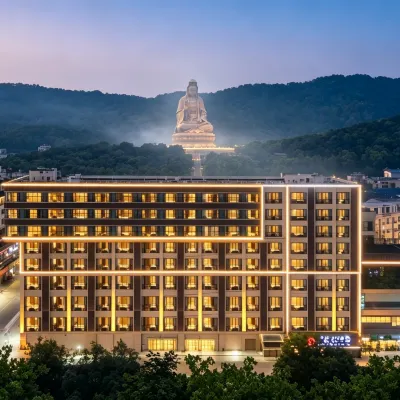 โรงแรมวินด์แฮม โรงแรมใกล้จุดชมวิวภูเขาซีเซียว