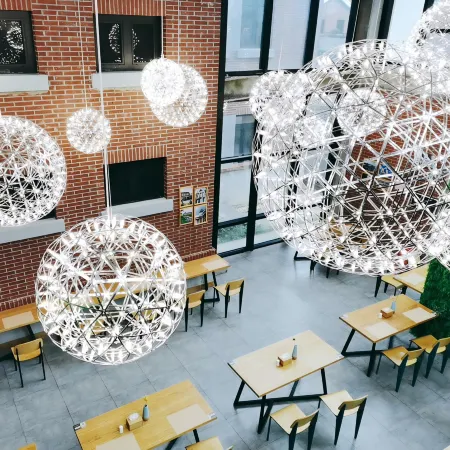 HUST ACADEMIC EXCHANGE SERVICE CENTER