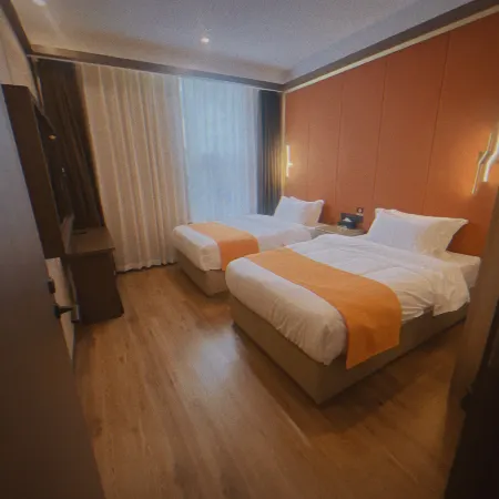 Karamay Kumquat Hotel