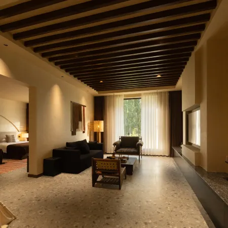 Fanjing・AURA | Desert Galaxy Pool, 360° Gilded Sunset Panoramic Stay (Shazhou Night Market)