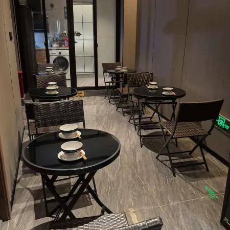 Qibo·Su Homestay (Xiamen Zhongshan Road Bashi)