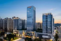 Hampton by Hilton Puning Square - 4-Star