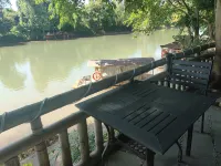 Pingle Ancient Town Hanle Residence (Sichuan West Bamboo Sea Branch) - Parking