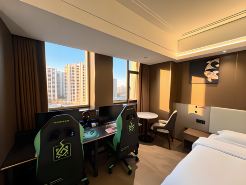 Qingsi · Hongfeng Yunzhu E-sports Homestay (Pengtouhui Ruifeng Commercial Expo City)