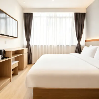 Qingfeng Hotel (Nanjing Confucius Temple Laomendong) Hotels near Jiangnan Modern Industrial Heritage Park