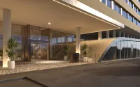 ไฮแอท รีเจนซี่ โรม เซ็นทรัล - สระว่ายน้ำบนดาดฟ้า