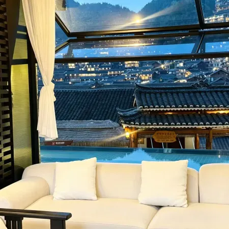 Suyan·Lishang Art Gallery B&B (Xijiang Thousand-Household Miao Village Viewing Platform Branch)