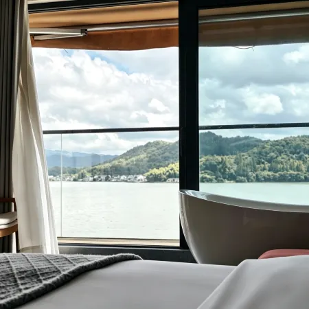 Ningbo Yinzhou Dongqian Lake Fanshe Homestay