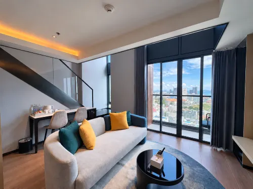 The Bay Collection Pattaya Serviced Residences - Baarit