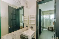 Lumi Private Pool Villa Phuket - Villalar