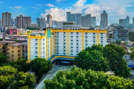 LNCommunity Hotel Отели рядом с достопримечательностью «Laodian Museum»