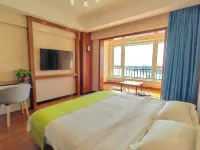 Muhai Lvsu Seaview Apartment (Development Zone Shibeiwan Water Park Branch) - Balcony