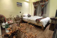 Xinlv Time Inn (Yuanyang Terraced Field Scenic Area) Hotels near Taizinai