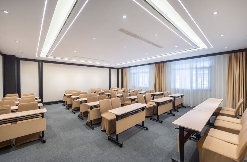 Xana Lite Hotel (Jimo Gucheng Baolong Guangchang) photo 5