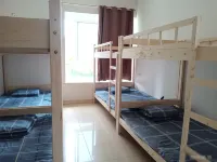 Lianjia Hostel Hotels near Yibin College Lingang Campus (Phase 1)