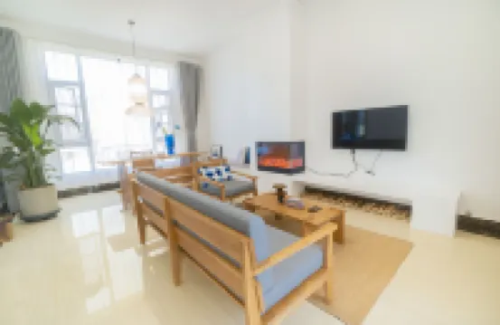 Dali Rural Retreat:A Tranquil Garden Courtyard in Caicun Scenic Area by Erhai Lake