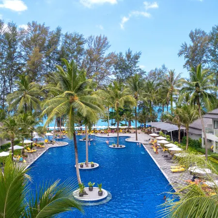 X10 Khaolak Resort Отели рядом с достопримечательностью «Мемориал Цунами»