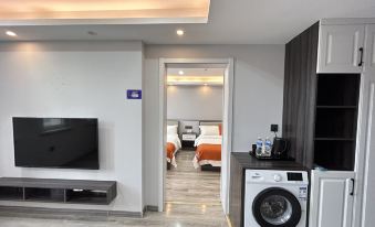 Qingdao Chujian. Yijia Preferred Hotel (Golden Beach Wuyue Plaza)