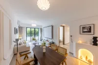 Jiangmen Shuju Yunshangshanju Holiday Homestay