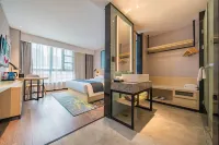 Echarm Hotel (Leqing Rose Garden) - parkir