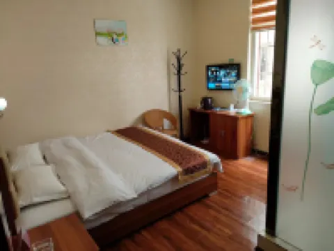 YuJu Hotel