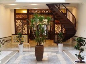 Heeren Palm Suites