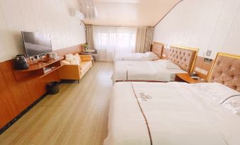 Chongqing Guosong Hotel (Fairy Mountain Town Tourist Reception Center)