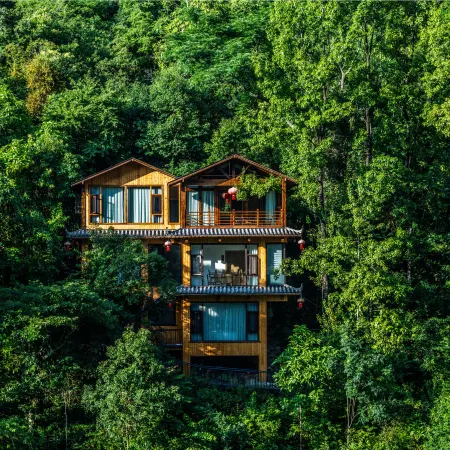 Longhua Secret Realm Hillside Hot Spring Hotel